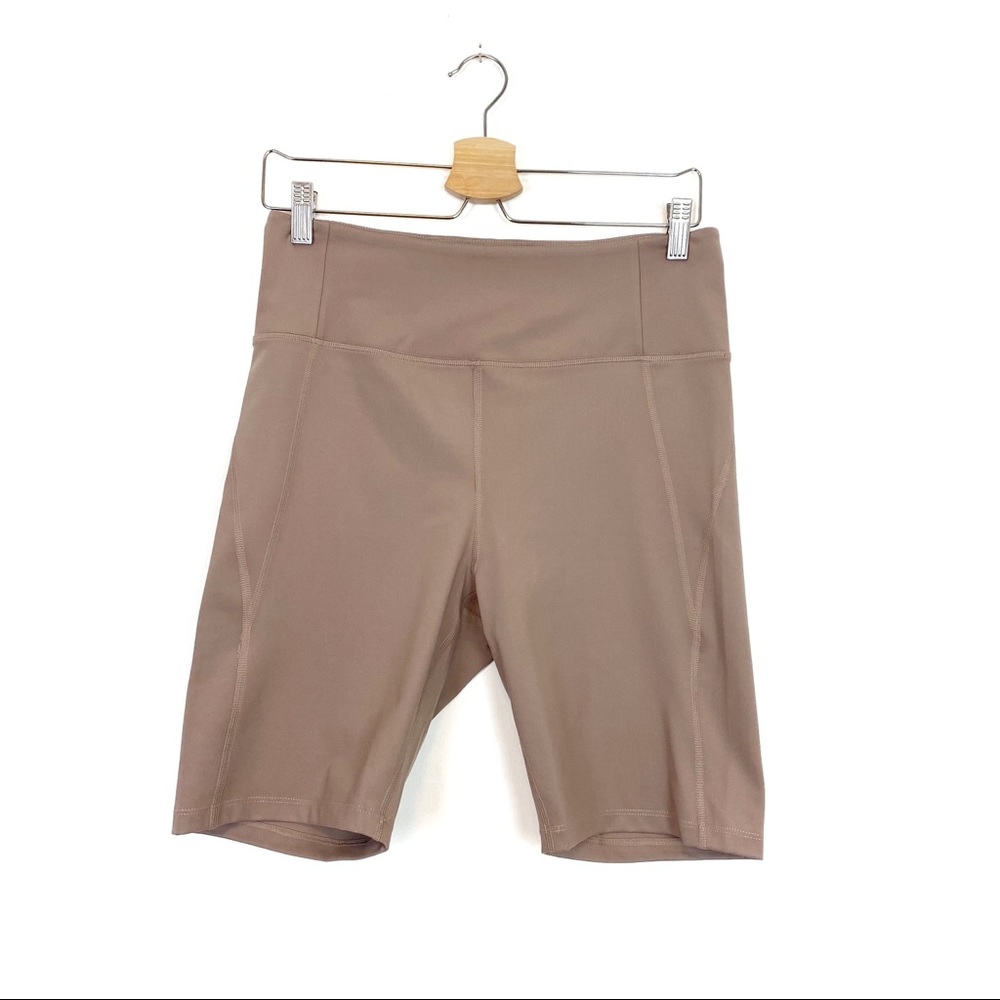 Girlfriend Collective | High Rise Biker Shorts in Limestone Size XL - Picture 2 of 12